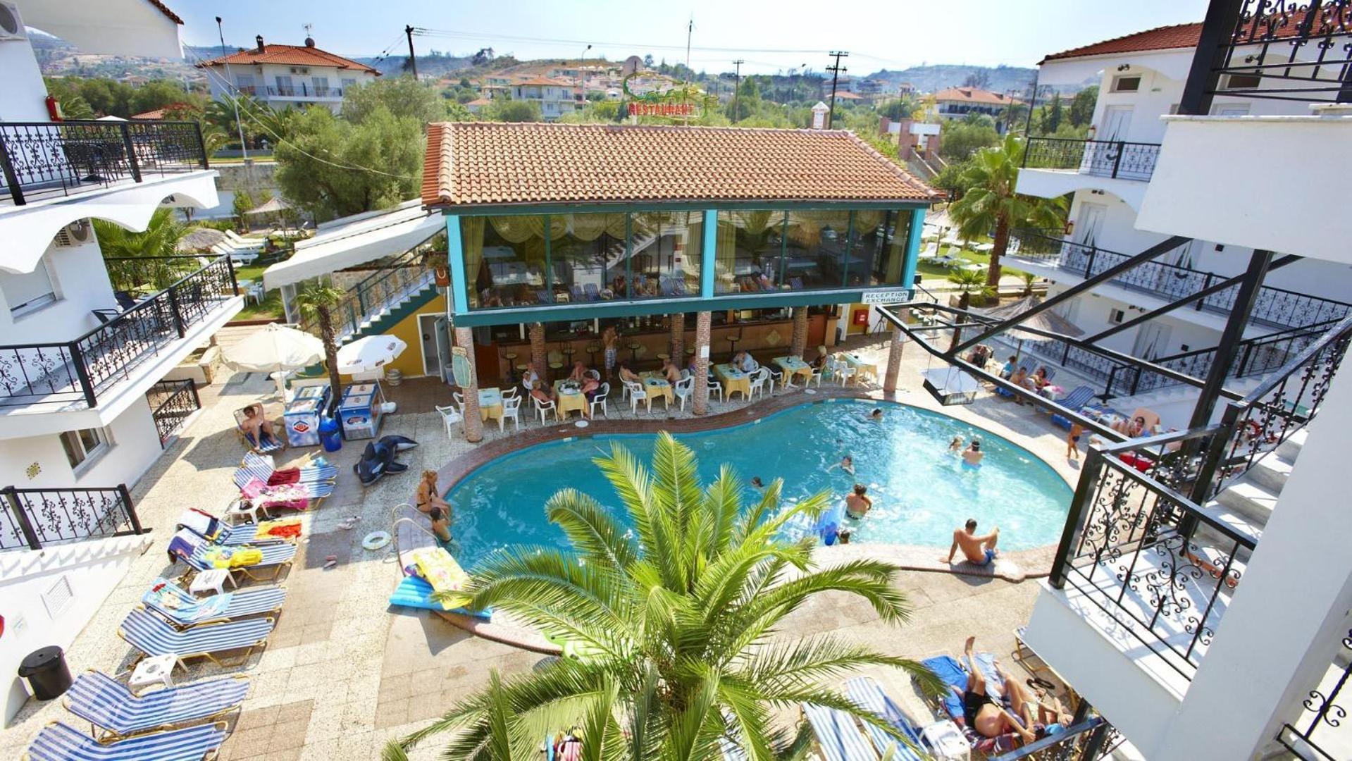 Hanioti Grand Victoria Buitenkant foto